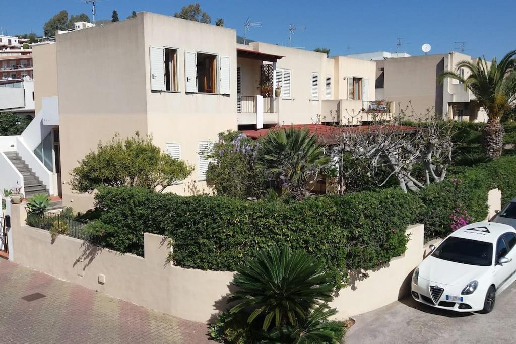 Casa Catalogna , Vicino Al Centro Storico. Villa Lipari  Eksteriør billede